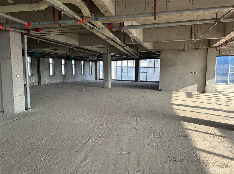 东城核心|整栋产权写字楼出售!三层临街,彰显企业实力!